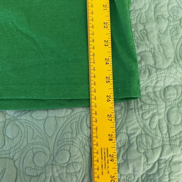 Peanuts Charlie Brown Christmas Tee Shirt Cotton Poly Blend Green XL NWT - Picture 7 of 9